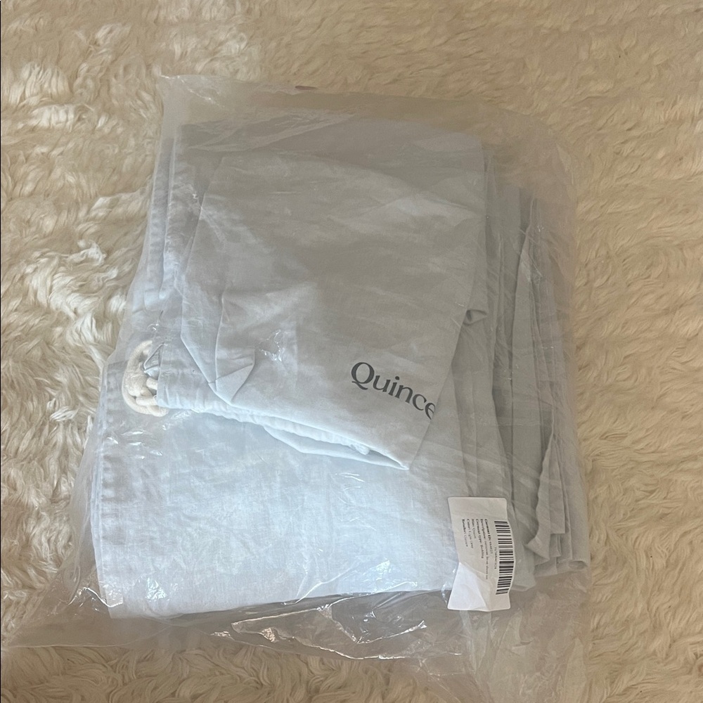 Quince Linen Queen Sheet set